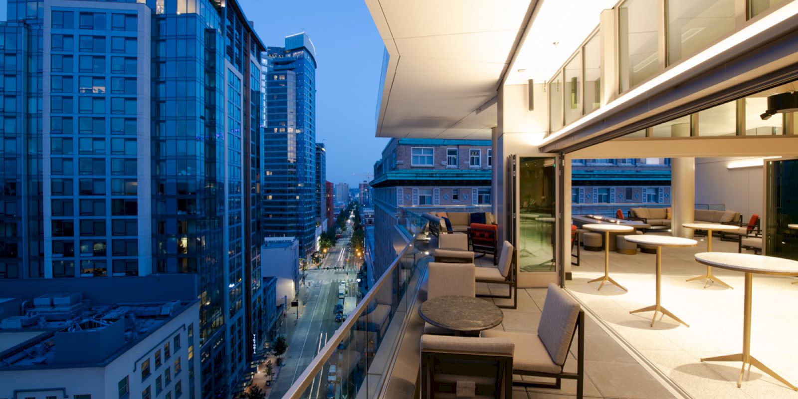 Hourglass Hotel, Ascend Hotel Collection