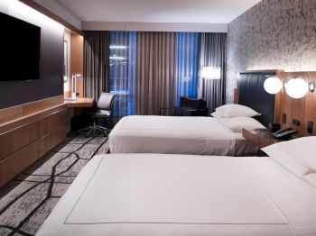 Hourglass Hotel, Ascend Hotel Collection